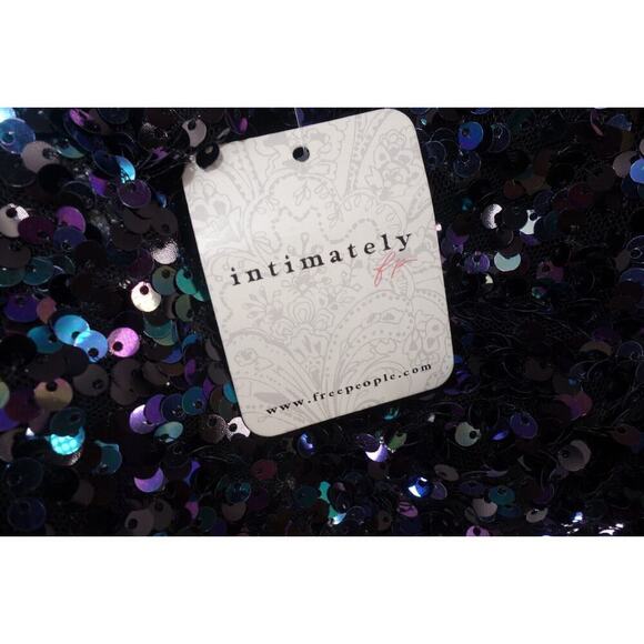 NEW Free People Intimately Big Night Sequin Crop Top BLACK Women's LARGE - Picture 4 of 6